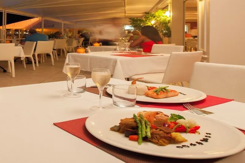 Hotel Beach Plaza (Adults Only) Marigot  4*, Marigot (Saint Martin)